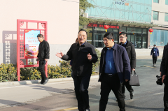新乡县领导莅临茄子视频懂你更多机械指导工作